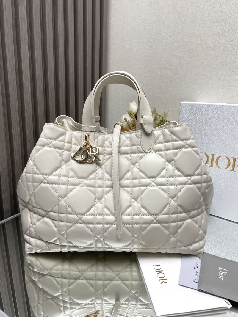 Christian Dior Shopping Bags